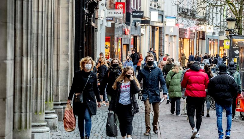 Nga neser Holanda rikthen izolimin e pjesshem, masat e reja